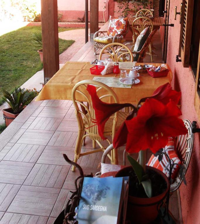 Il Vigneto B&B Gonnesa Esterno foto