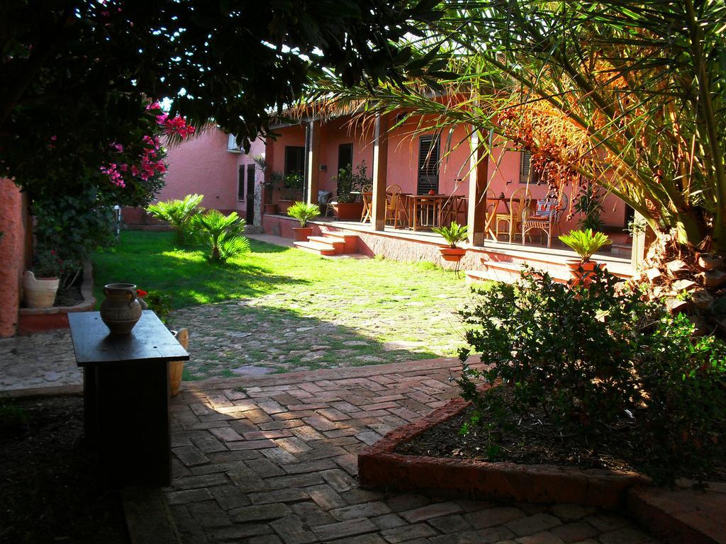 Il Vigneto B&B Gonnesa Camera foto